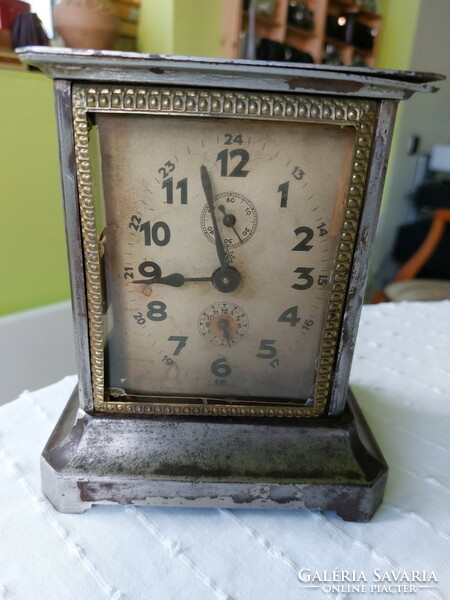 Junghans traveling clock, slightly damaged, for decorative purposes, made around 1900