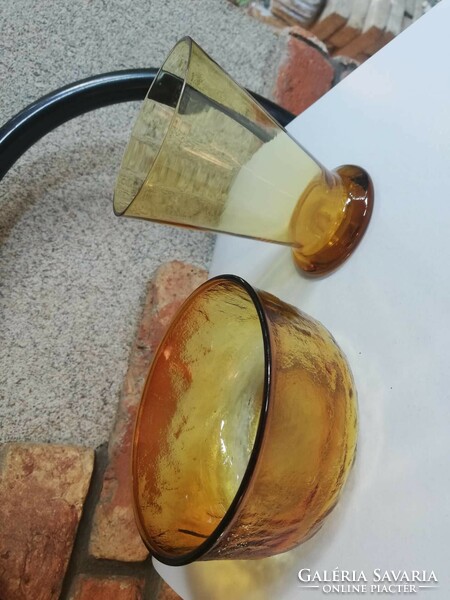 Borostyán színű régi üveg pohár+tálka