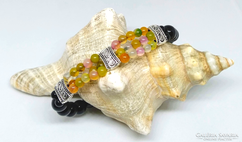 Colored and black onyx agate bracelet