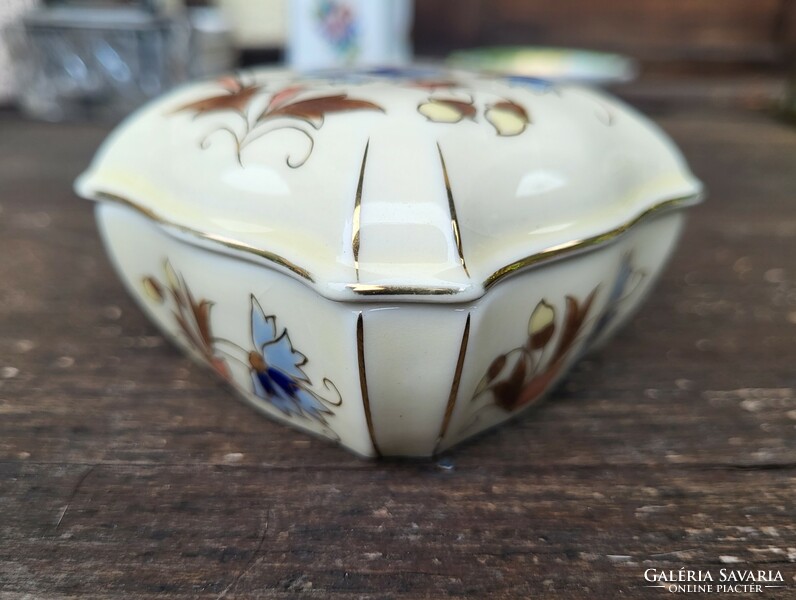 ZSOLNAY búzavirágos porcelán bonbonier doboz, ékszeres