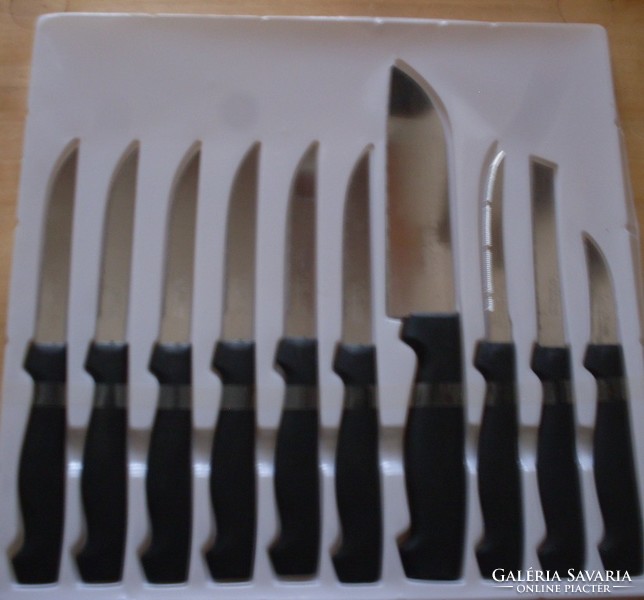 Set of 10 knives