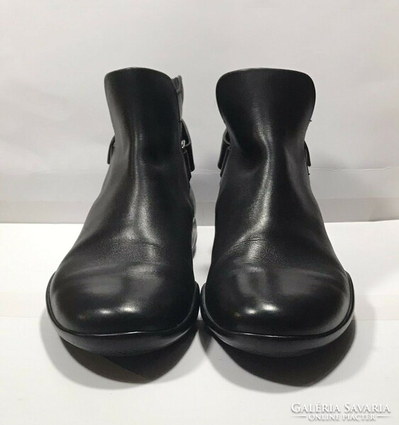 Prada numbered luxury black calfskin men's shoes ankle boots m: 10 / 45 new price: €680