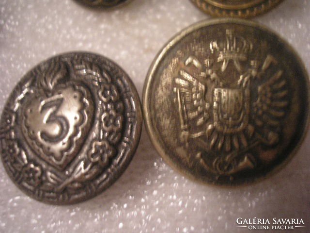 Antique metal buttons 7 pcs.
