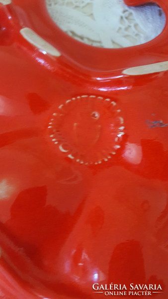 Piros kerámia,tyúk alakú tojás kínáló,főtt tojás tartó