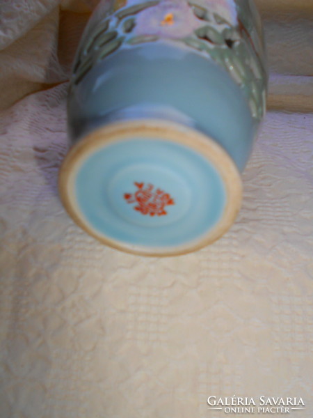 Koreai kézzel festett kettős falú  váza 20,5 cm
