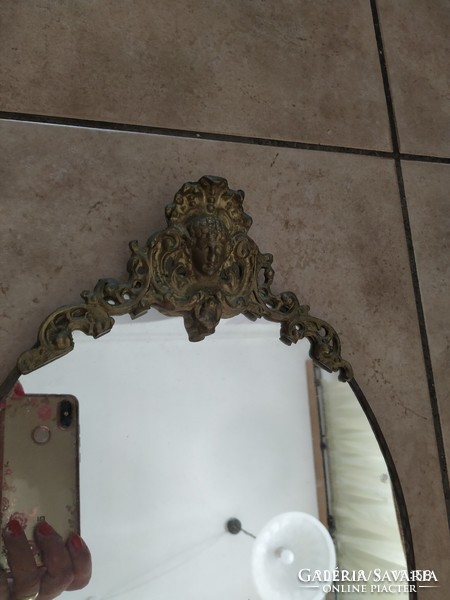 Oval mirror with copper frame for sale!
