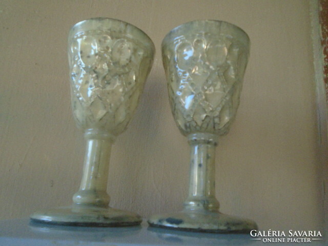 Századfordulos foncsorozott fújt üveg Bieder pohár/ kehely nagyobb méretűk  és nehezek
