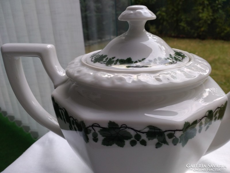 Rosenthal maria grape leaf pattern tea pourer