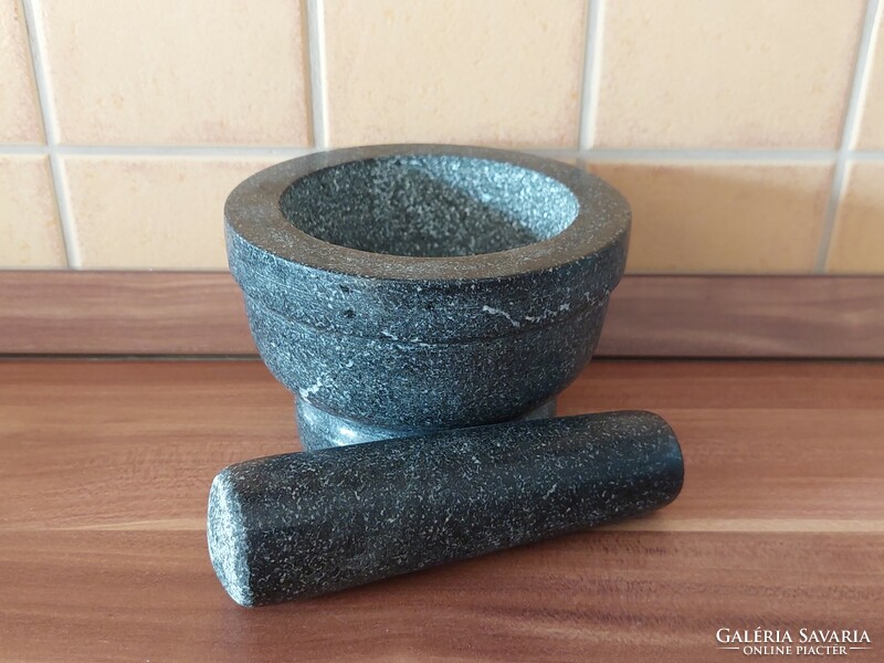 Mortar made of granite