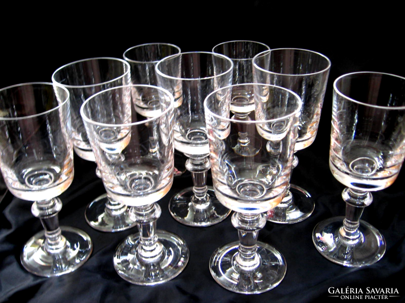 Set of 7+2 crystal stemmed glasses