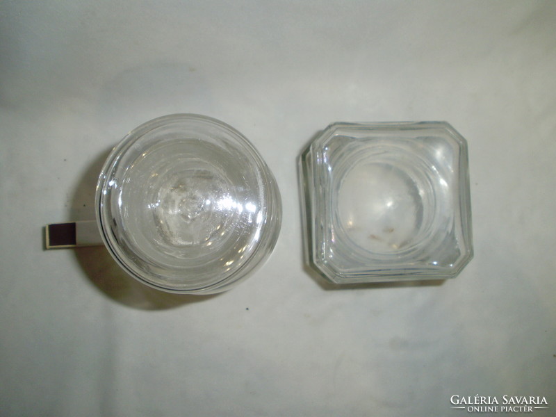 Régi fedeles üveg tégely - két darab együtt - gyógyszeres, cukorkás