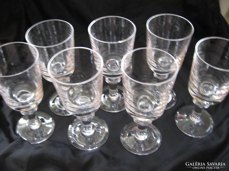 Set of 7+2 crystal stemmed glasses