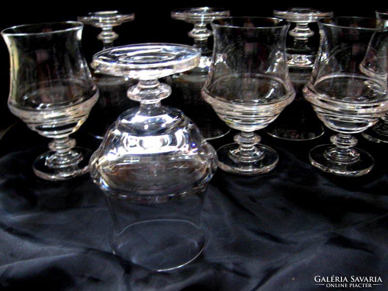 Set of 8 crystal stemmed glasses