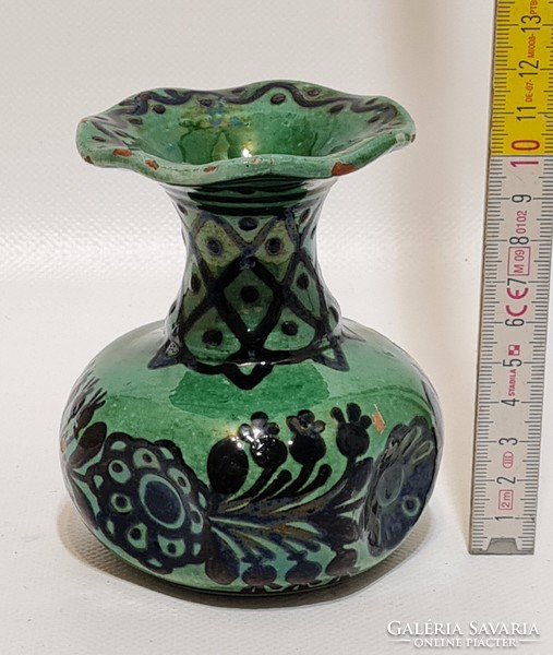 Hódmezővásárhely folk ceramic vase with black flower pattern, green glaze, marked 