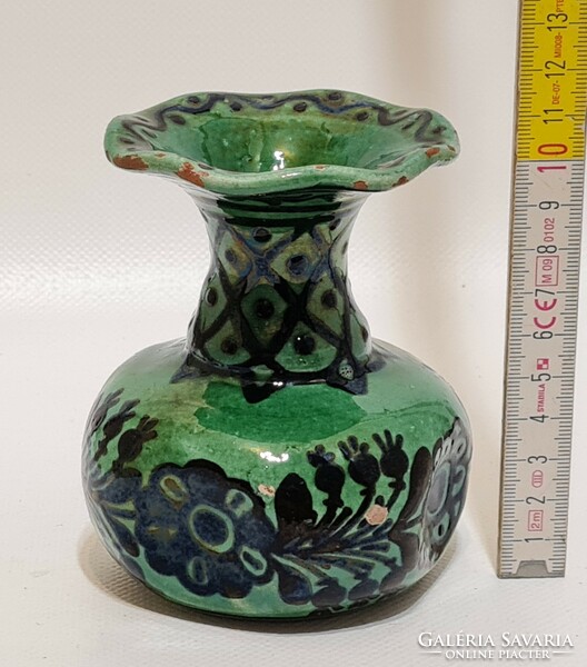 Hódmezővásárhely folk ceramic vase with black flower pattern, green glaze, marked 