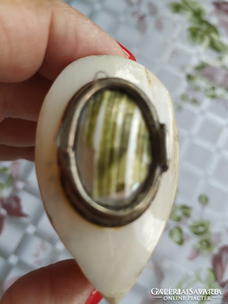 Shell pendant, small gift box for sale!