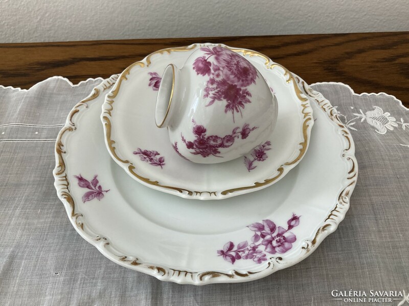 Old Weimar plate and saucer with associated vase