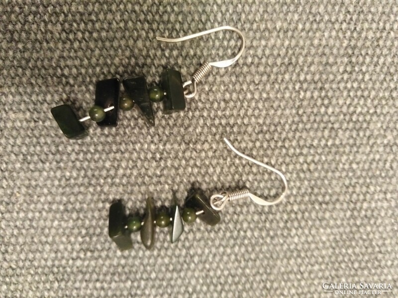 Mineral earrings - / green jade + silver