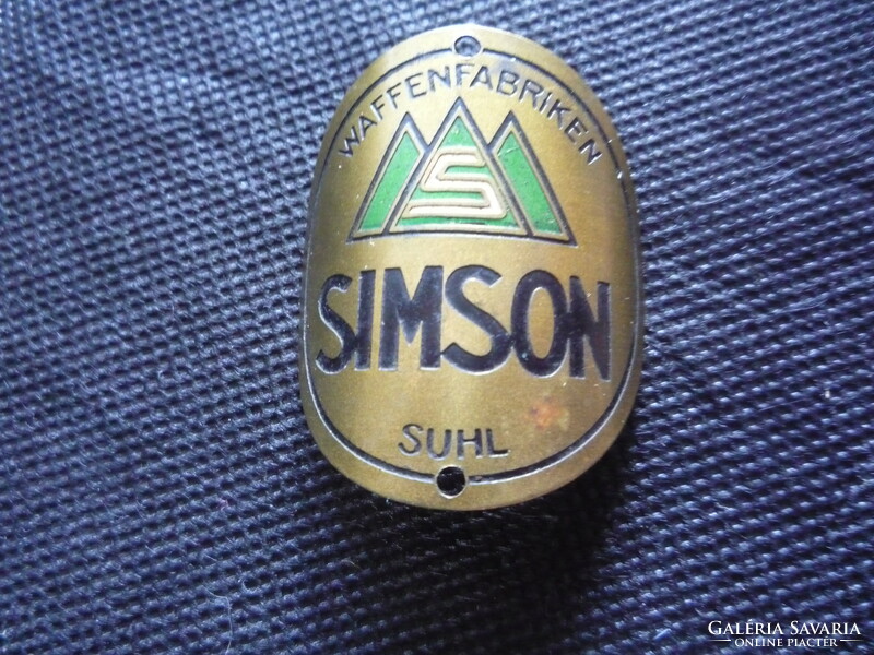 Simson' nyakcímke.