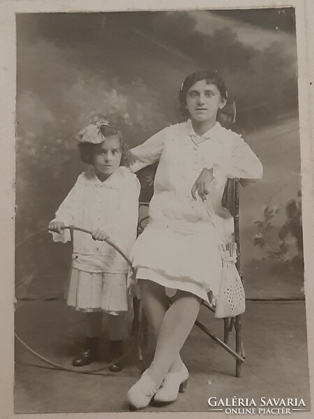 Régi lány testvér fotó  1916 - ból