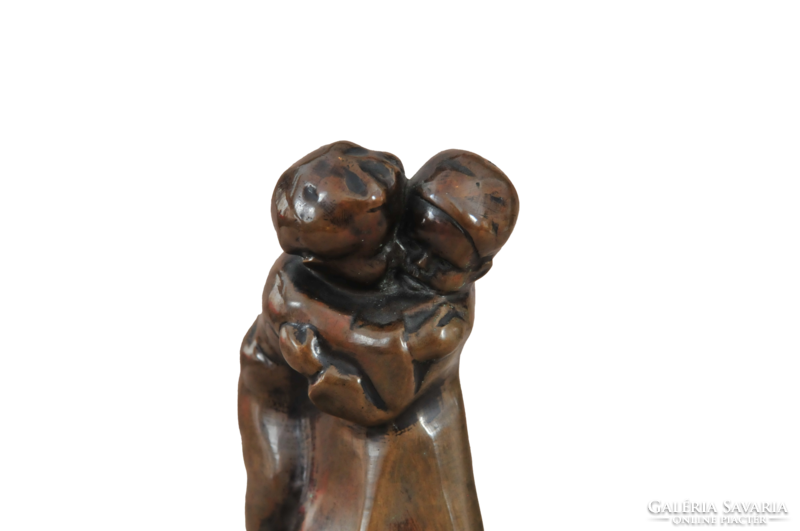 Sándor Gnädig (1887?-?): Embracing children, bronze statue, marked
