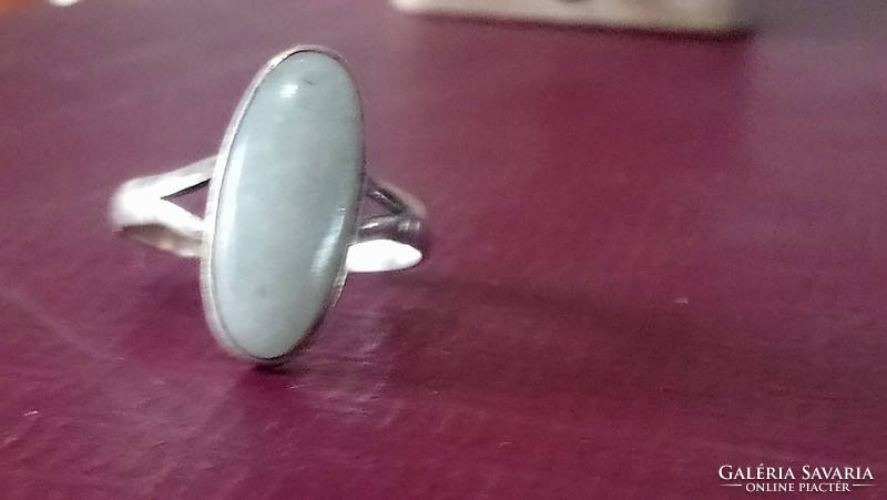 Vintage sterling silver ring with moss opal stone, representative flashy jewelry