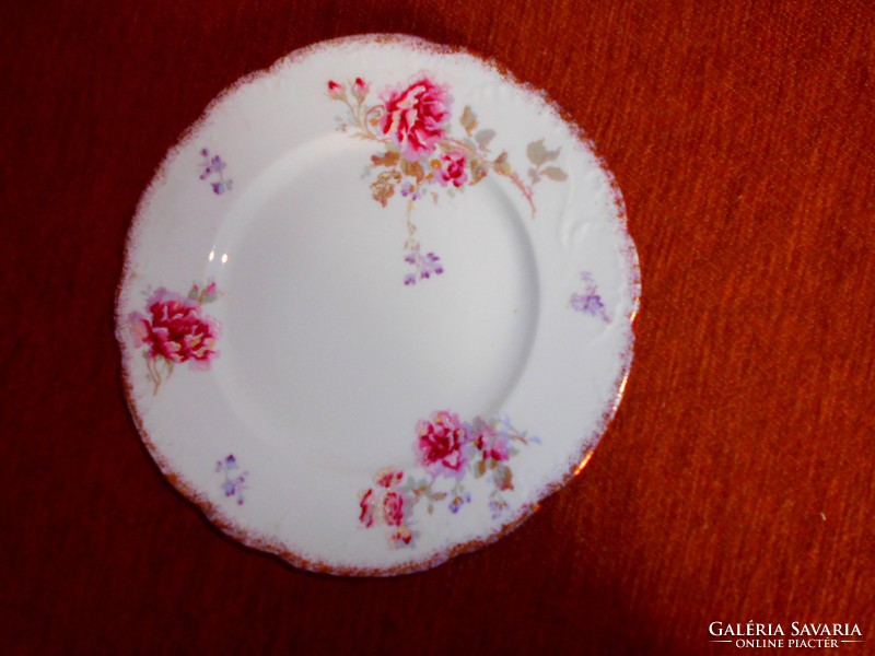 Kézzel festett virág  mintás tányér