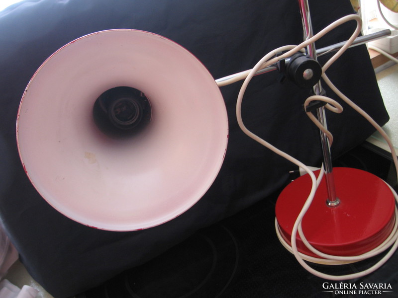 Retro space age deer red stand lamp