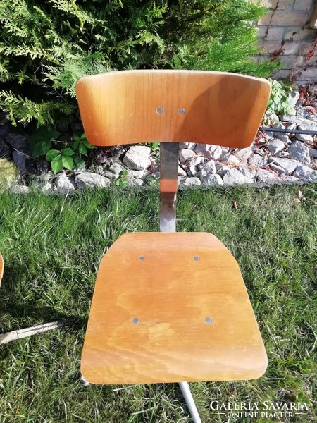 Medical, hospital chairs, examination chairs, with adjustable height, 4 pieces from the 1960s, 70s, iron