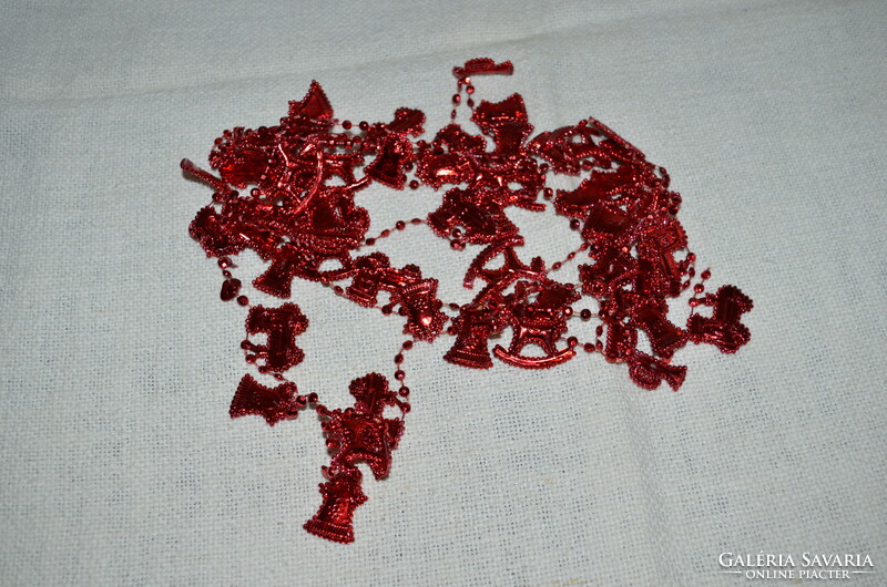 2.4 meters of red shaped plastic ornament for Christmas tree