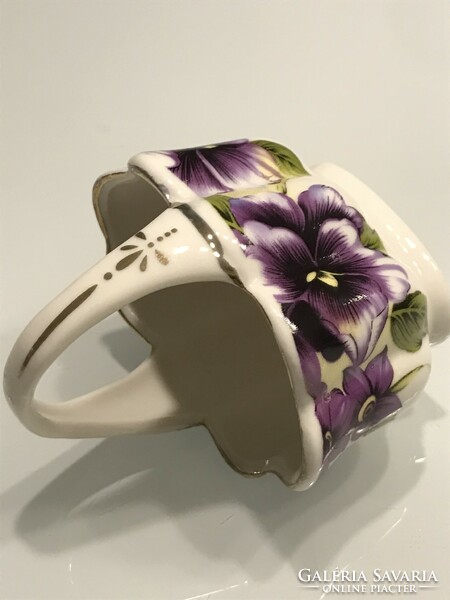 Porcelain basket with pansy pattern, 10 cm high