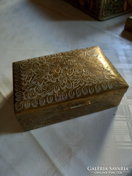 Pre-reserved wooden box jewelry card holder