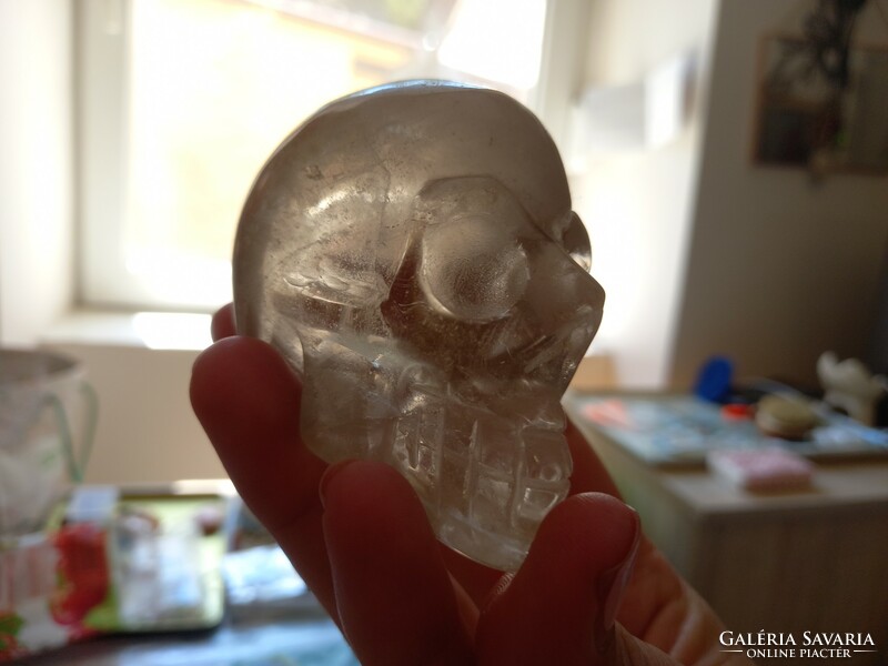 Year-end sale! Original rock crystal realistic skull 225gr