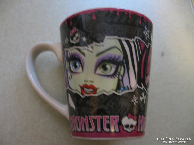 Monster high mug