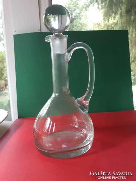 It's a different experience if you offer it to your guests... About 1.5 l carafe with a glass stopper.
