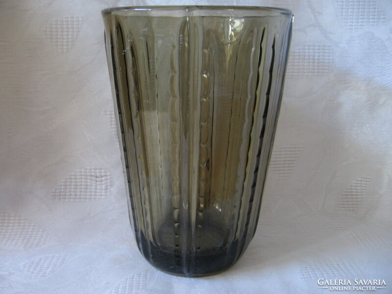 Füst-sárgás színű retro art deco  csiszolt kristály váza