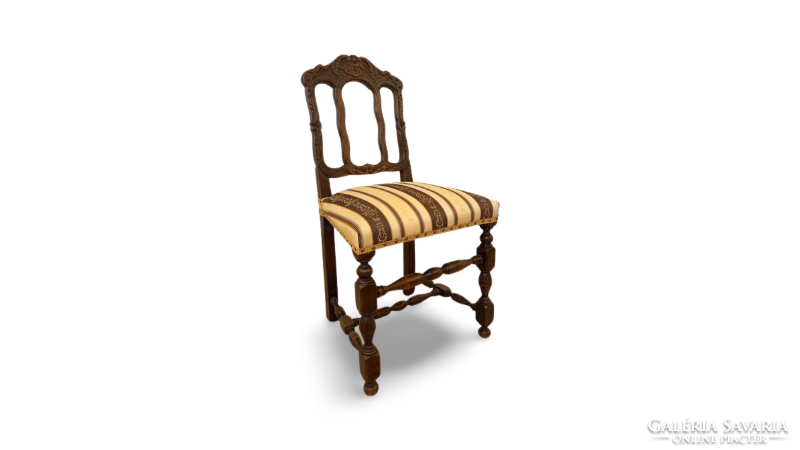 Historizing carved chair ca. 1890