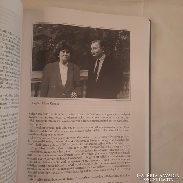 Debreczeni József: A miniszterelnök    Antall József és a rendszerváltozás   OSIRIS 1998