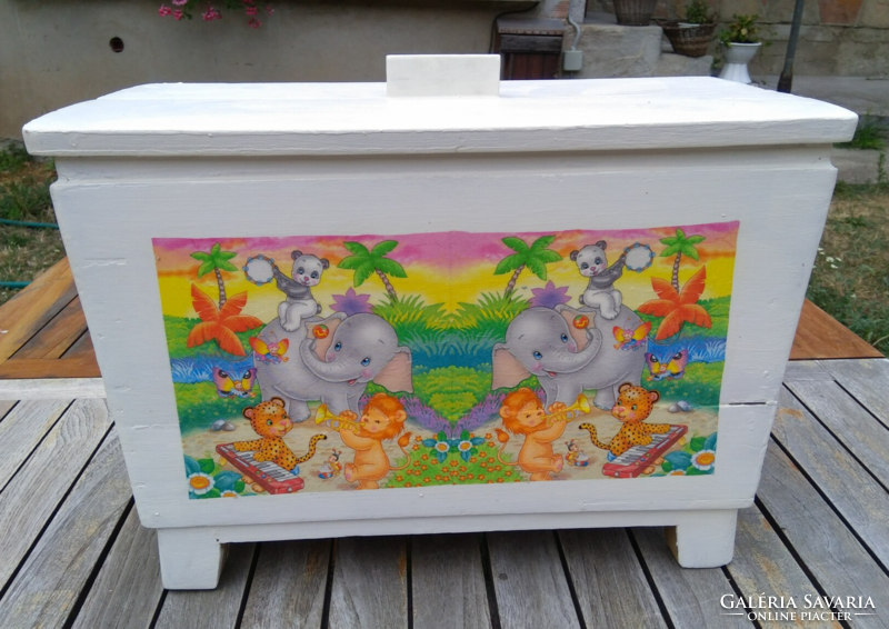 Unique toy chest for children, new decoupage technique, new white painting, old wooden chest renovated