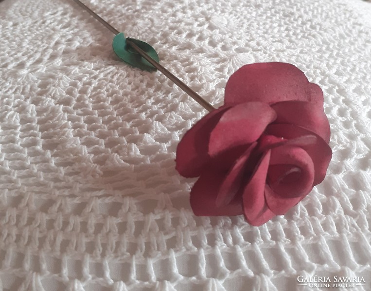 1 szál bordó bőr rózsa