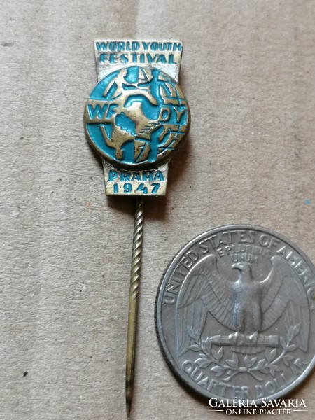 Vit - vit 1947 Prague badge/pin rare
