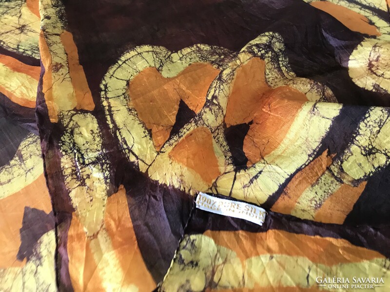 Silk scarf with beautiful batik, 180 x 55 cm