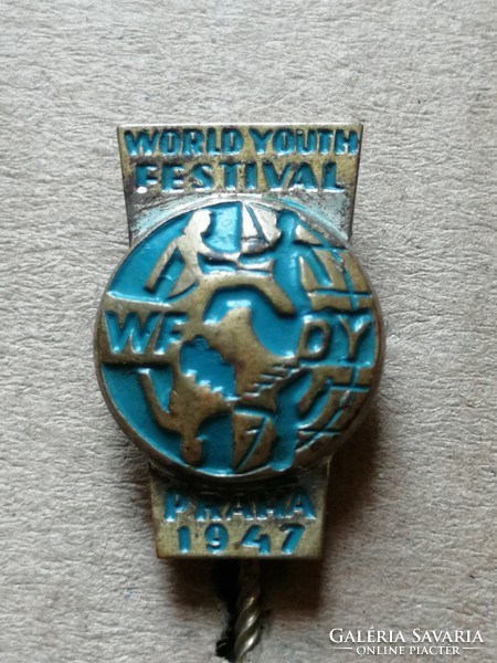 Vit - vit 1947 Prague badge/pin rare