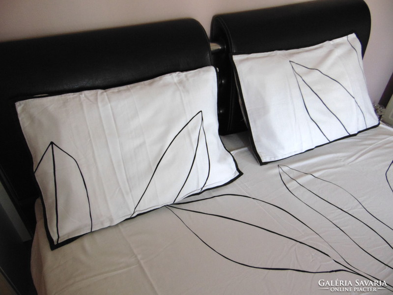 Elegant 100% cotton bedding set