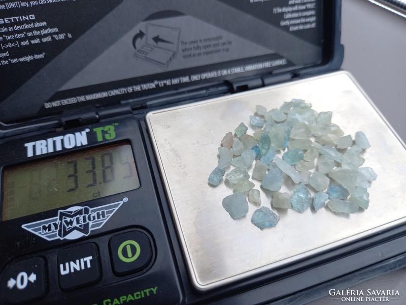 Aquamarine raw gemstones 5-6mm small lens quality 33.85 carats