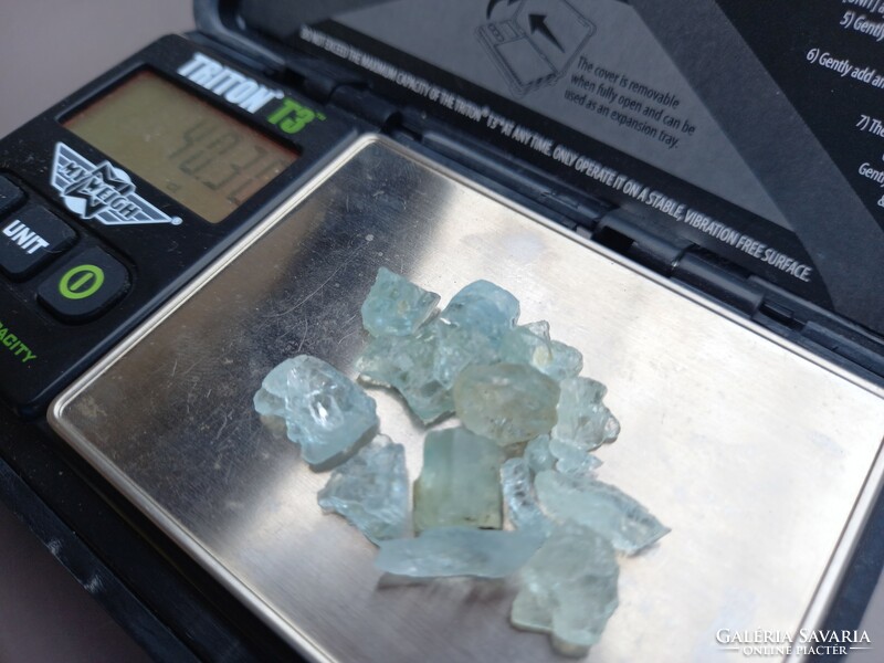 Aquamarine raw gemstones top quality 40 carats