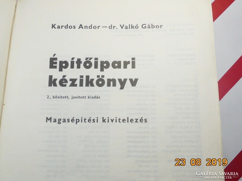 Kardos Andor , Dr Valkó Gábor : Építőipari kézikönyv