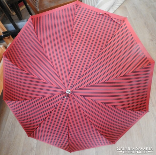 Piros fekete csíkos esernyő, piros bőr nyéllel