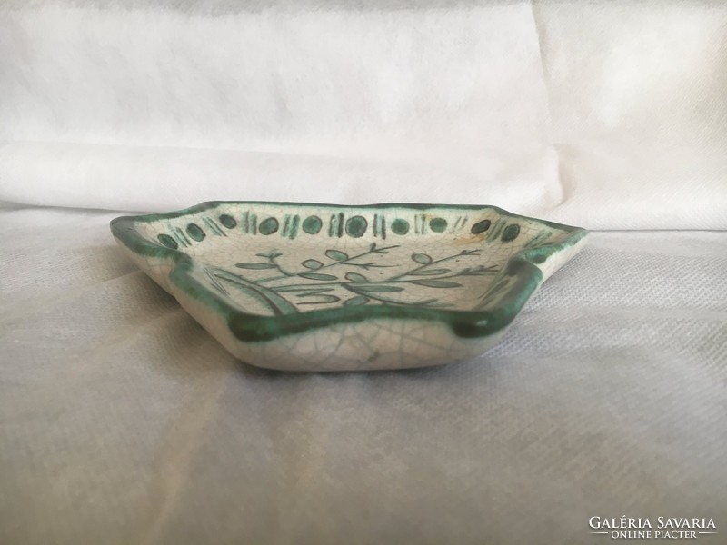 Gorka Géza in Nógrádverőce - green leaf bowl