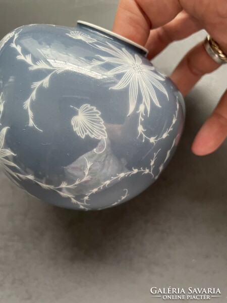 Különleges kék színű Hutschenreuther gömb váza